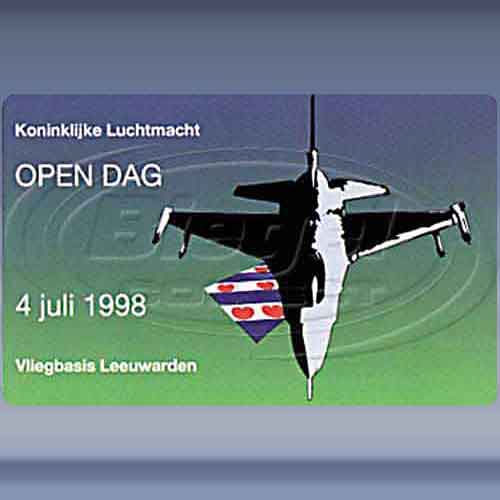 Vliegbasis Leeuwarden, open dag 4 juli 1998 - Klik op de afbeelding om het venster te sluiten
