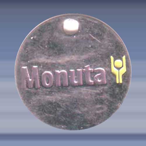 Monuta (2)